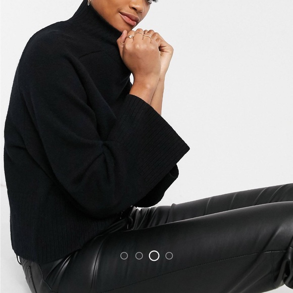 Weekday saga cropped turtle neck sweater - Picture 8 of 9